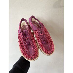 Keen Uneek Bungee Womens Size 9.5 Sandals Pink Hiking Fisherman Outdoor Sandals